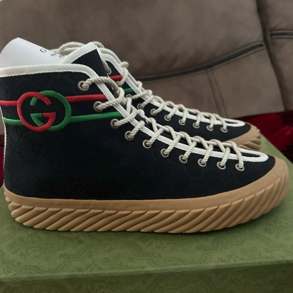 Men’s Gucci high top sneakers, BNWT - Picture 2 of 4